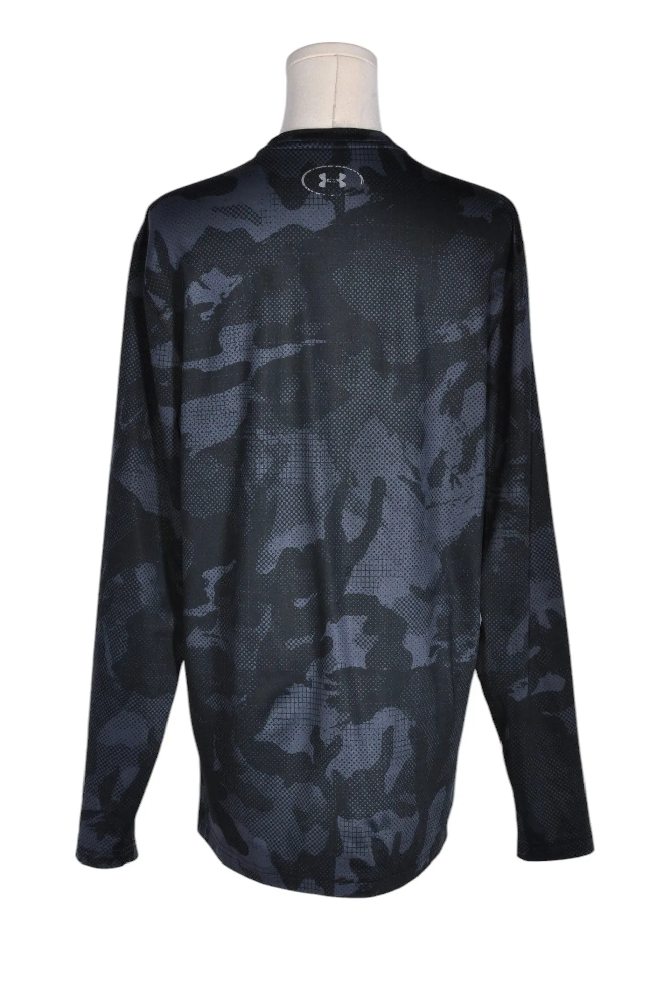 UNDER ARMOUR Men Activewear Tops Regular fit in Black - M
